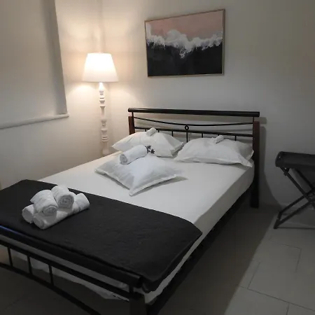 Konstantinos Luxury Beach House Διαμέρισμα Νικήτη