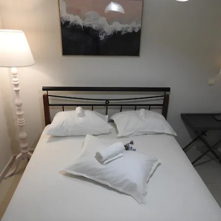 Konstantinos Luxury Beach House * Νικήτη